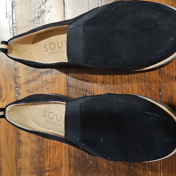 SOUL BY NATURALIZER SUEDE LOW WEDGE LOAFER main image 11